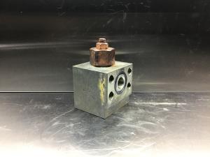 Durchflussregelndes Rückschlagventil